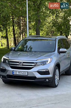 Позашляховик / Кросовер Honda Pilot 2017 в Чернівцях