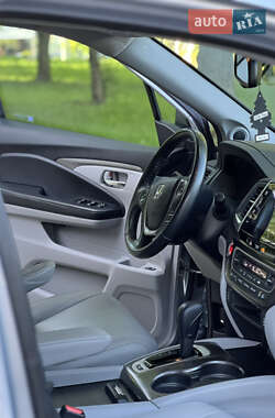 Внедорожник / Кроссовер Honda Pilot 2017 в 