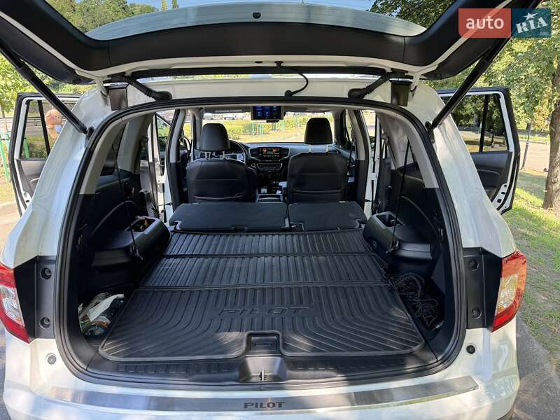 Внедорожник / Кроссовер Honda Pilot 2020 в Киеве