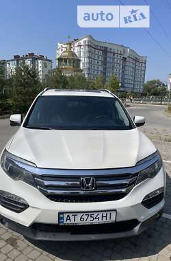 Позашляховик / Кросовер Honda Pilot 2017 в Івано-Франківську