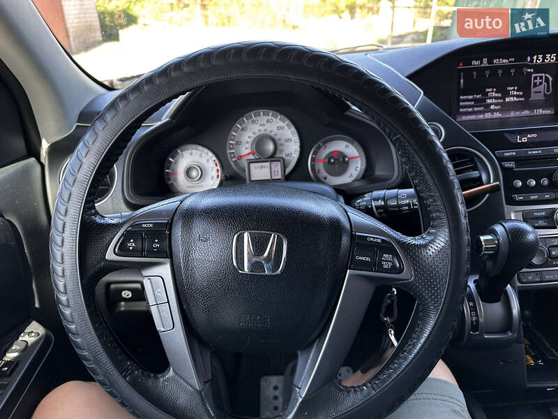 Внедорожник / Кроссовер Honda Pilot 2014 в Кривом Роге
