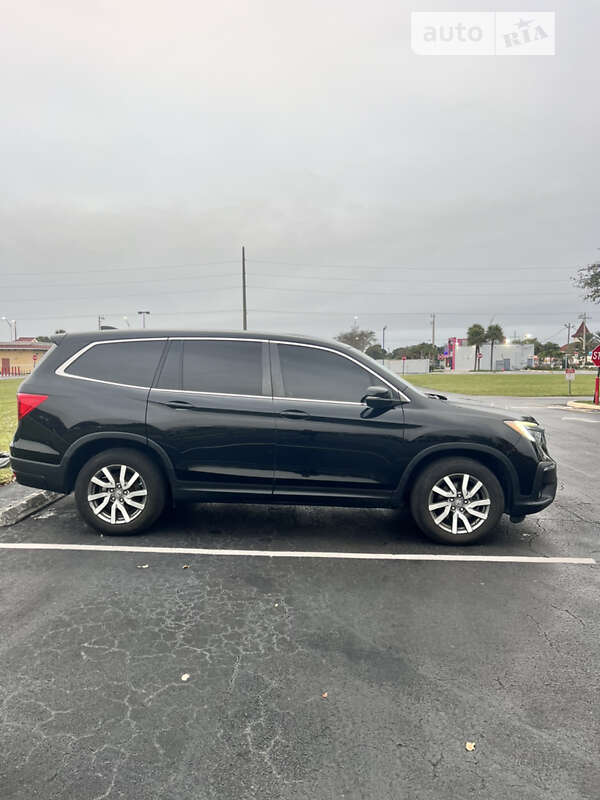 Внедорожник / Кроссовер Honda Pilot 2019 в 