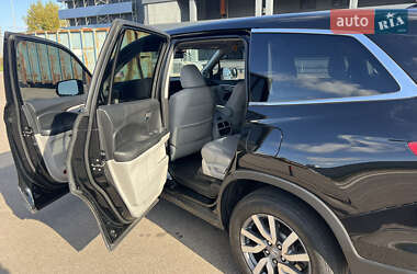 Внедорожник / Кроссовер Honda Pilot 2018 в 