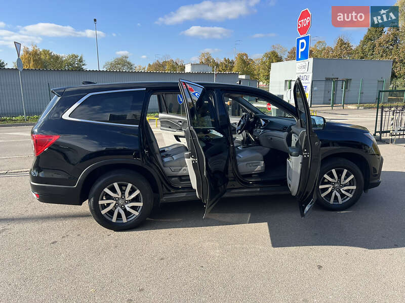 Внедорожник / Кроссовер Honda Pilot 2018 в Киеве