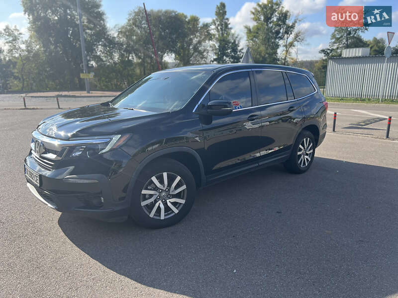 Внедорожник / Кроссовер Honda Pilot 2018 в Киеве