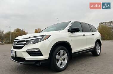Внедорожник / Кроссовер Honda Pilot 2018 в 