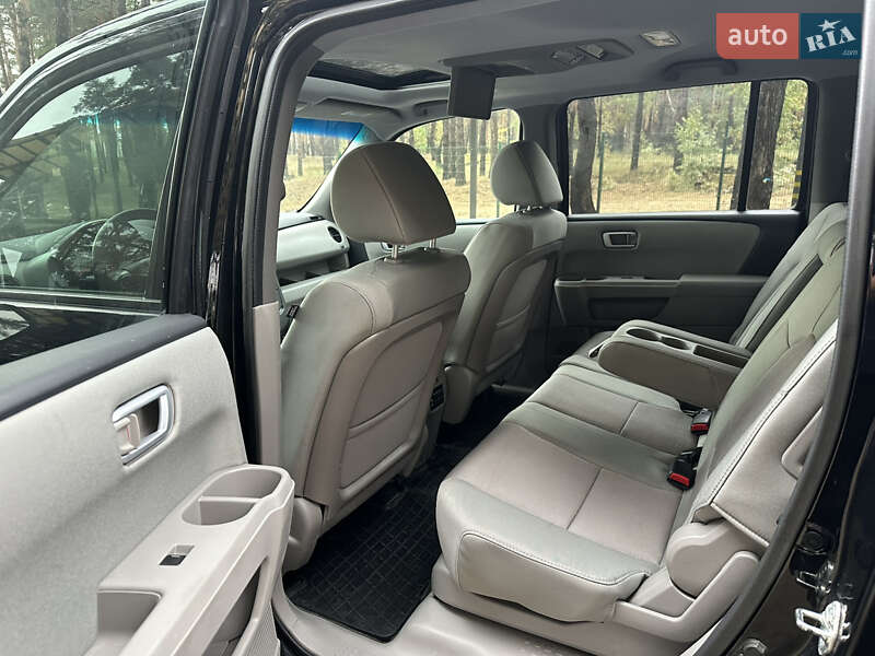 Внедорожник / Кроссовер Honda Pilot 2015 в Киеве фото 23 Внедорожник / Кроссовер Honda Pilot 2015 в Киеве