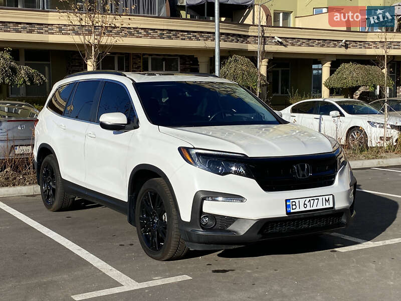 Позашляховик / Кросовер Honda Pilot 2020 в Миргороді