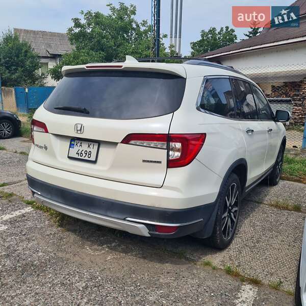 Внедорожник / Кроссовер Honda Pilot 2018 в Вышгороде