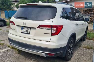 Внедорожник / Кроссовер Honda Pilot 2018 в 