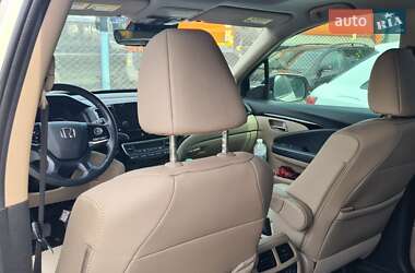 Внедорожник / Кроссовер Honda Pilot 2018 в 