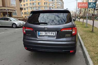 Внедорожник / Кроссовер Honda Pilot 2021 в 