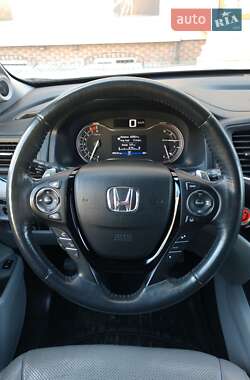 Внедорожник / Кроссовер Honda Pilot 2017 в 