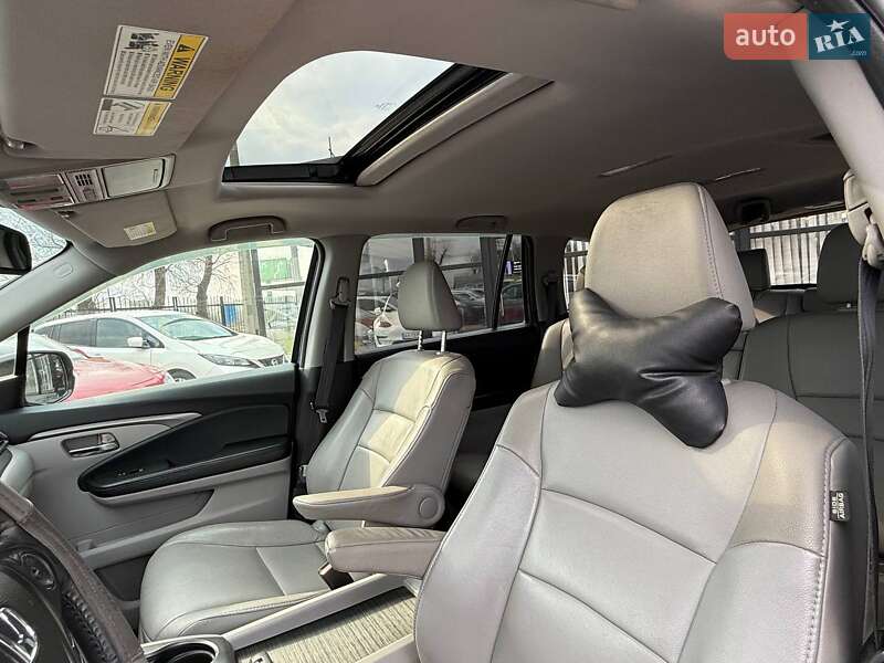 Внедорожник / Кроссовер Honda Pilot 2017 в Киеве