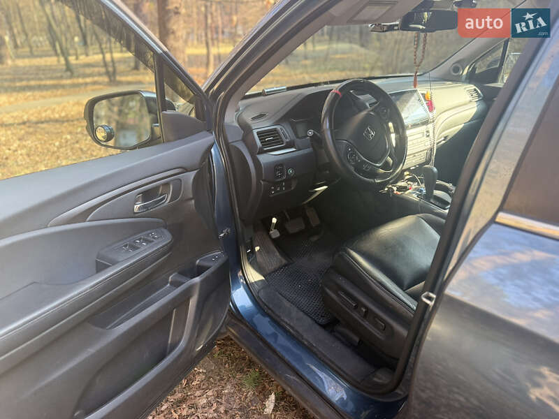 Внедорожник / Кроссовер Honda Pilot 2017 в Киеве