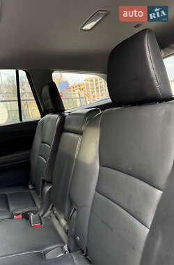 Внедорожник / Кроссовер Honda Pilot 2015 в 