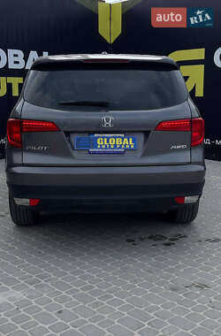 Внедорожник / Кроссовер Honda Pilot 2015 в 