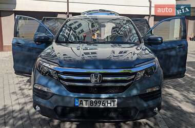 Позашляховик / Кросовер Honda Pilot 2016 в 