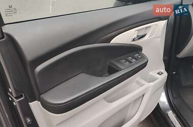 Внедорожник / Кроссовер Honda Pilot 2021 в 
