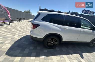 Внедорожник / Кроссовер Honda Pilot 2021 в 