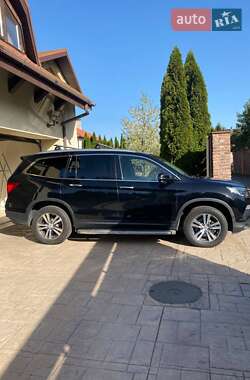 Внедорожник / Кроссовер Honda Pilot 2018 в Киеве