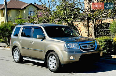 Позашляховик / Кросовер Honda Pilot 2009 в 