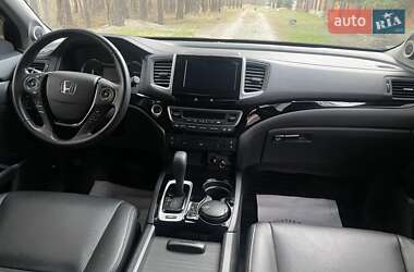Позашляховик / Кросовер Honda Pilot 2018 в 