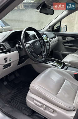 Внедорожник / Кроссовер Honda Pilot 2017 в 