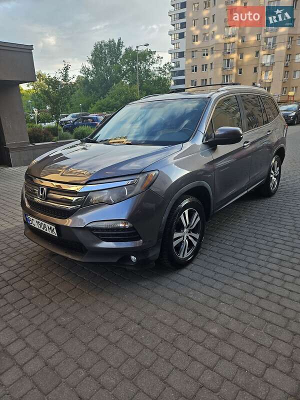 Внедорожник / Кроссовер Honda Pilot 2015 в 