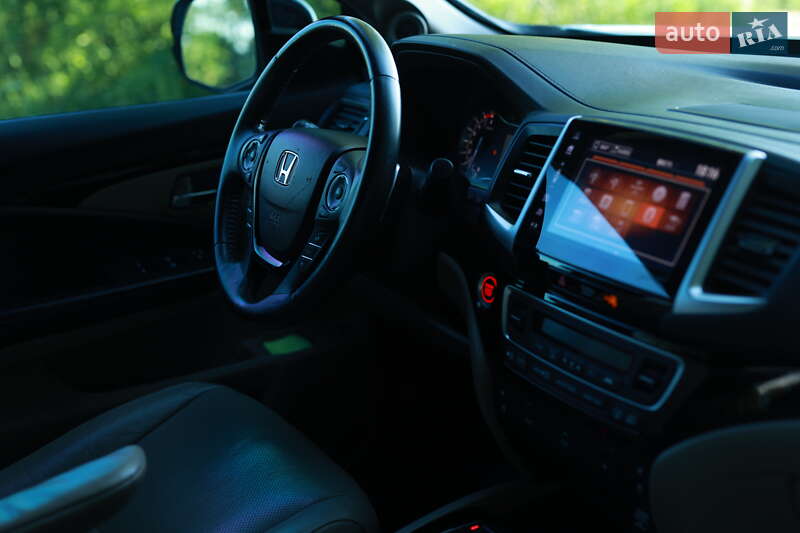Внедорожник / Кроссовер Honda Pilot 2017 в Лубнах