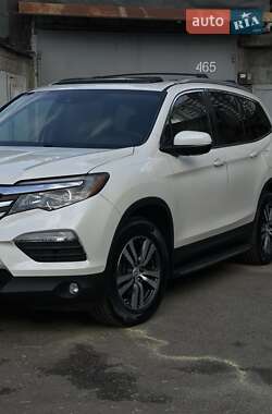Внедорожник / Кроссовер Honda Pilot 2017 в 