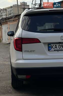 Внедорожник / Кроссовер Honda Pilot 2017 в 