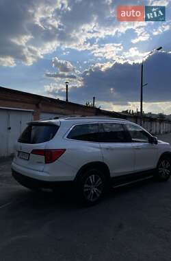Внедорожник / Кроссовер Honda Pilot 2017 в 
