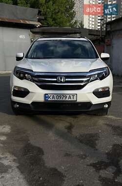 Внедорожник / Кроссовер Honda Pilot 2017 в 