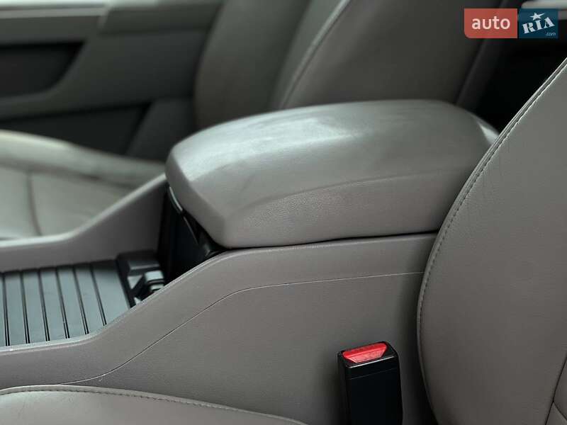 Внедорожник / Кроссовер Honda Pilot 2014 в Киеве