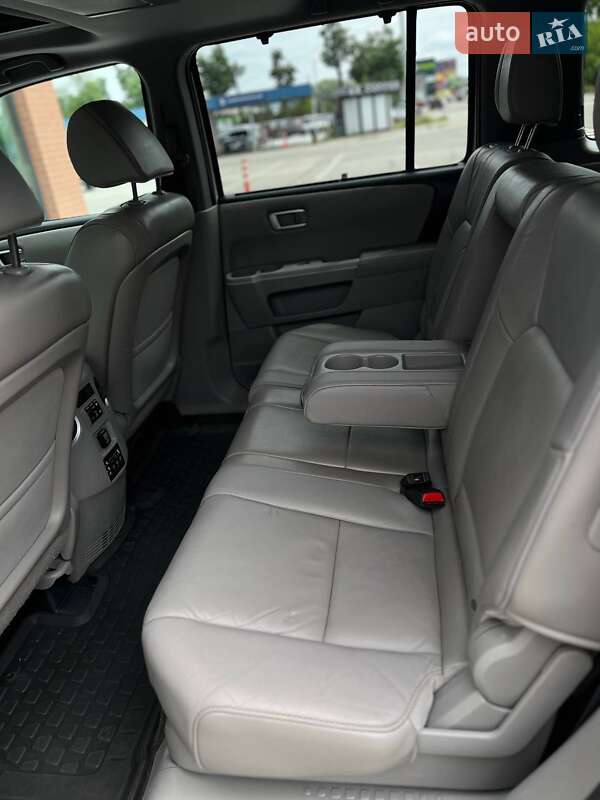 Внедорожник / Кроссовер Honda Pilot 2014 в Киеве