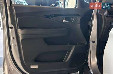 Внедорожник / Кроссовер Honda Pilot 2018 в 