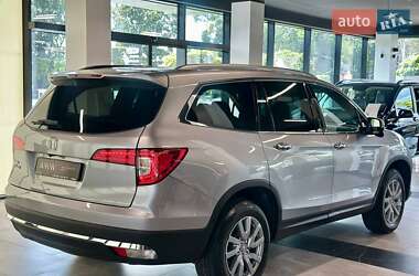 Внедорожник / Кроссовер Honda Pilot 2018 в 