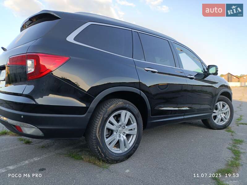 Внедорожник / Кроссовер Honda Pilot 2017 в Виннице