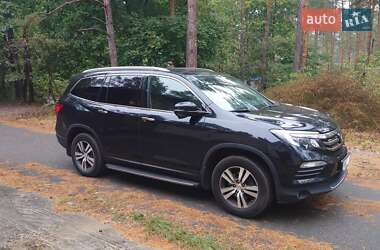 Внедорожник / Кроссовер Honda Pilot 2017 в Киеве