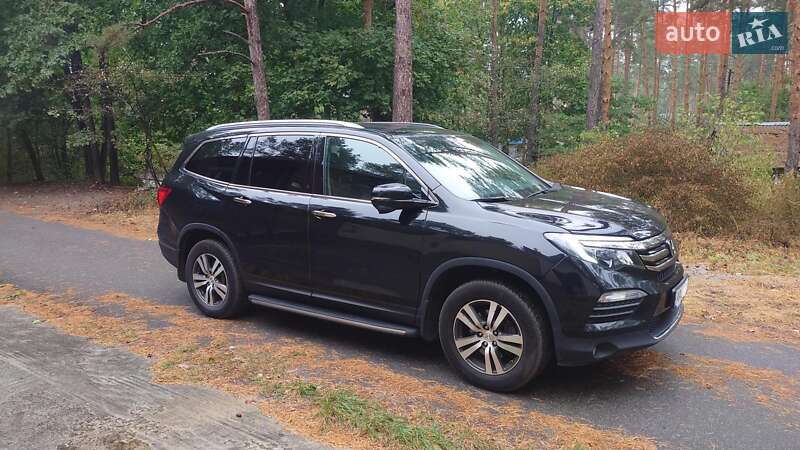 Внедорожник / Кроссовер Honda Pilot 2017 в 