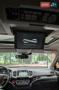 Внедорожник / Кроссовер Honda Pilot 2017 в 