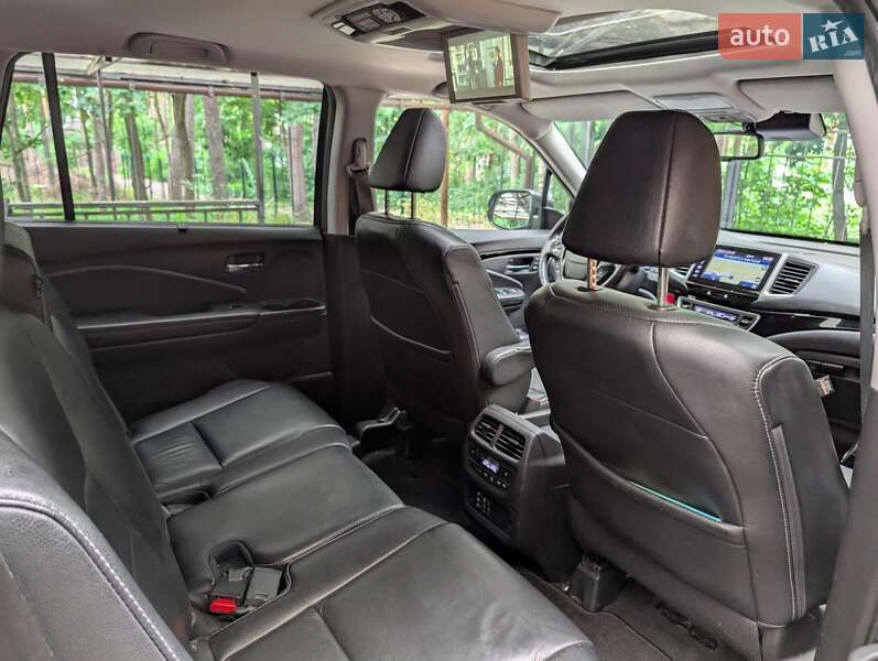 Внедорожник / Кроссовер Honda Pilot 2017 в Киеве