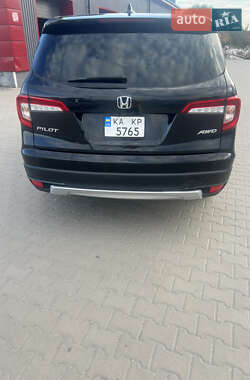 Внедорожник / Кроссовер Honda Pilot 2020 в 