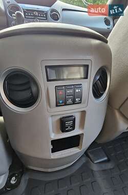 Позашляховик / Кросовер Honda Pilot 2012 в 