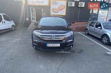 Внедорожник / Кроссовер Honda Pilot 2017 в 