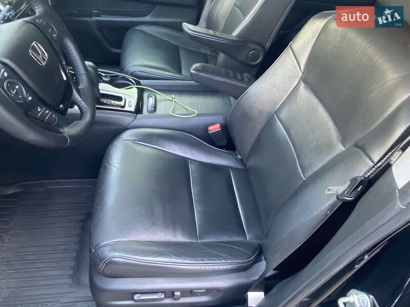 Внедорожник / Кроссовер Honda Pilot 2017 в Киеве