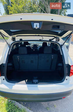 Внедорожник / Кроссовер Honda Pilot 2018 в 