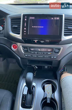 Внедорожник / Кроссовер Honda Pilot 2018 в 