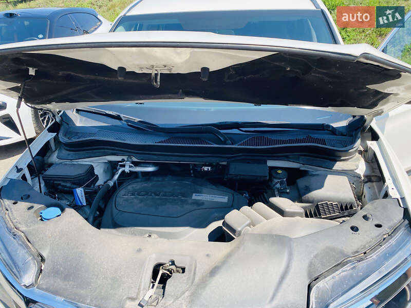 Внедорожник / Кроссовер Honda Pilot 2018 в Кременчуге